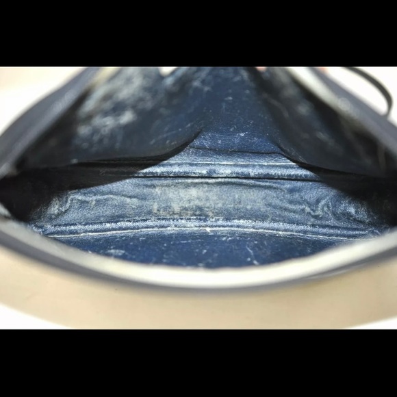 Vintage authentic Gucci purse - Picture 11 of 16